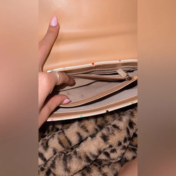 Designer inspired purse - Picture 12 of 16